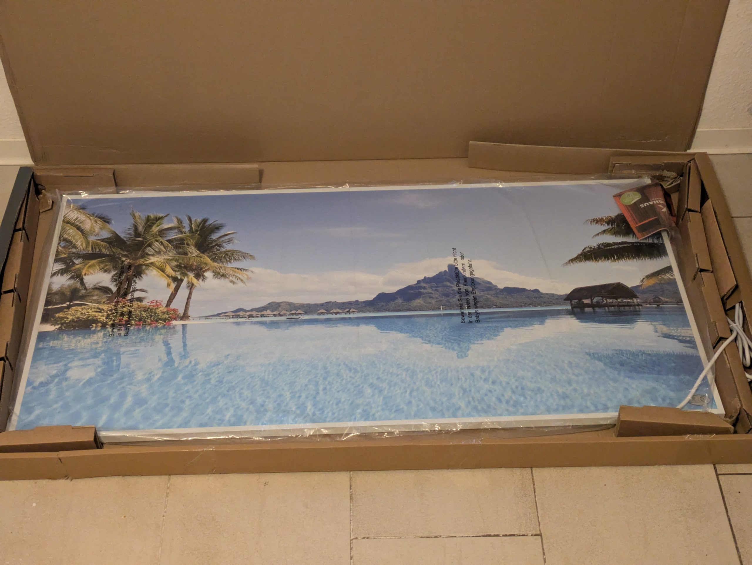 Verpackung der Könighaus Panorama Infrarotheizung geöffnet (2)