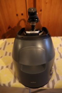Braun CareStyle 5 IS5249BK Dampfbügelstation Gesamtansicht Front
