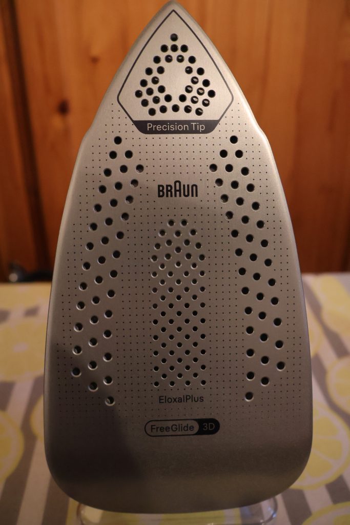 Braun CareStyle 5 IS5249BK Dampfbügelstation Bügeleisen Sohle
