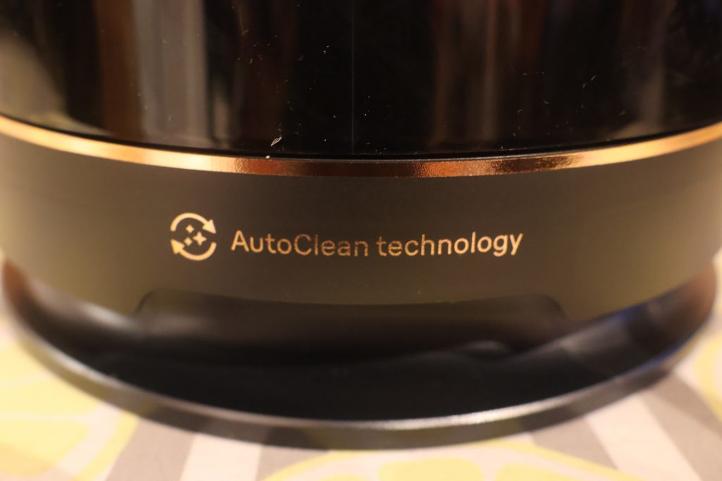 Braun CareStyle 9 IS 9090 Dampfbügelstation Autoclean