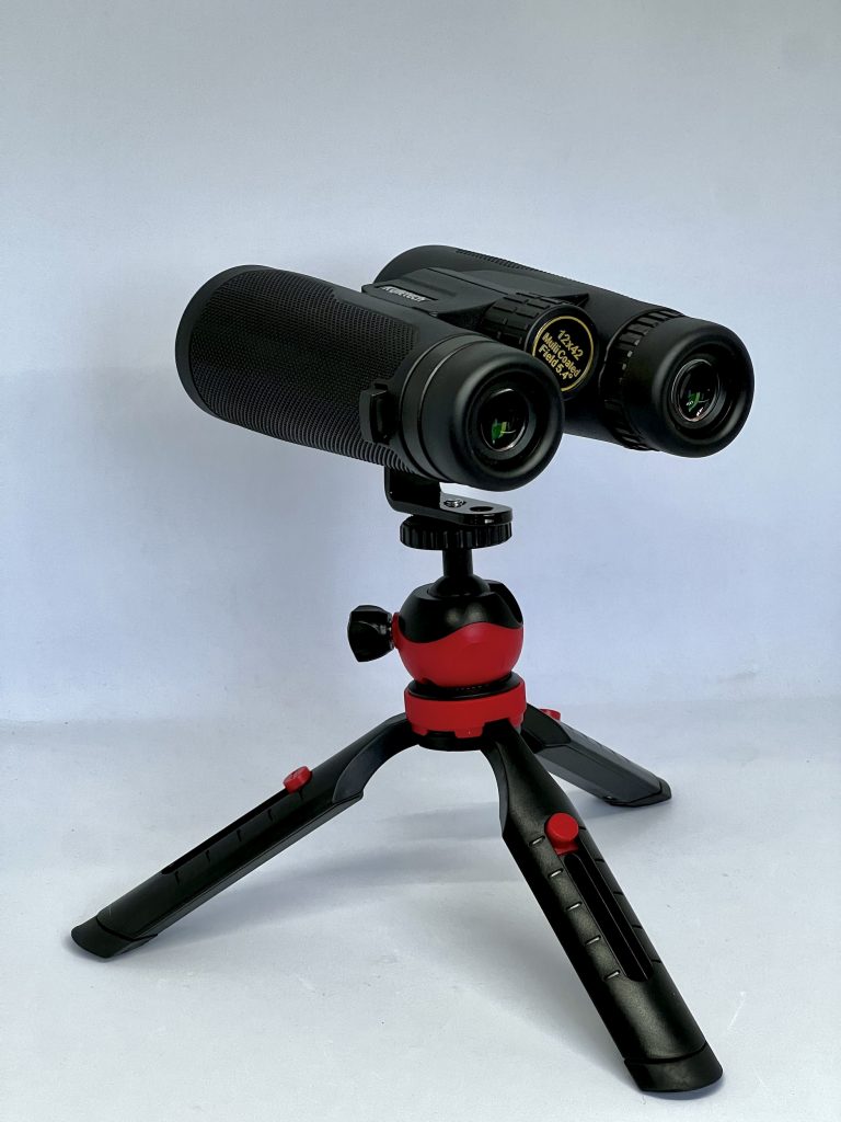 Kylietech 12x42 Fernglas mit Stativ
