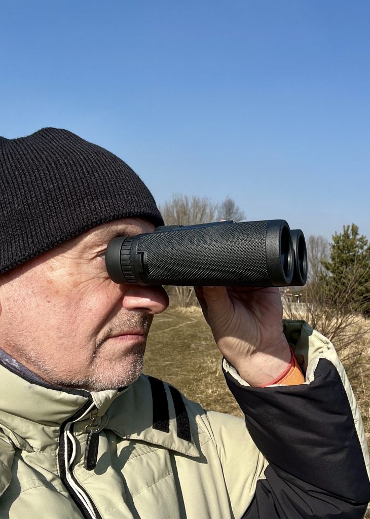Kylietech 12x42 Fernglas im Einsatz