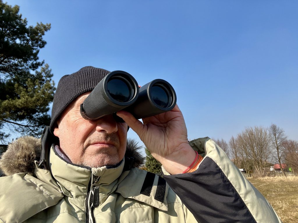 Kylietech 12x42 Fernglas im Einsatz