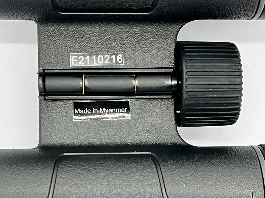 Vanguard Vesta 8250 Fernglas