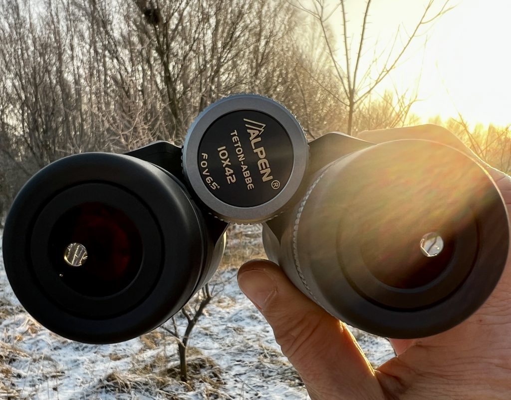 ALPEN Optics ALP121042 Teton 10x42 Fernglas im Einsatz