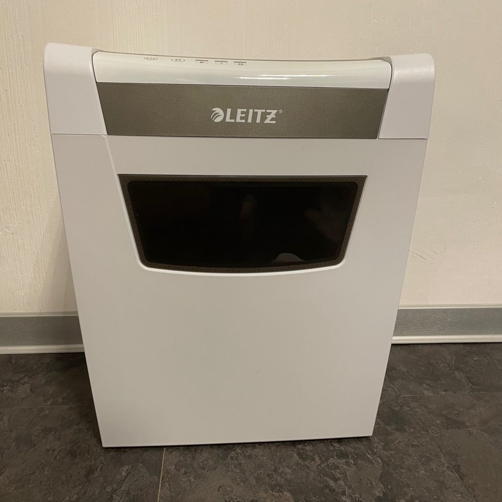 Leitz IQ Home Office Aktenvernichter