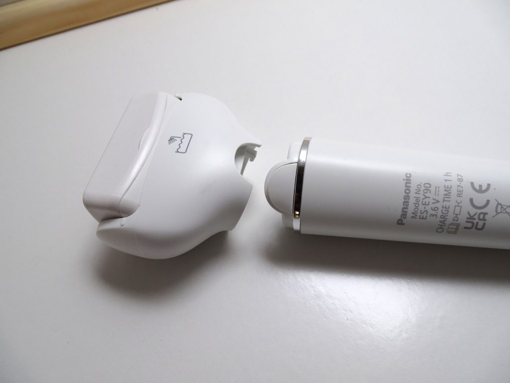 Panasonic ES-EY90-A503 Kopf abnehmbar
