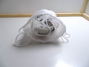 Philips BRE74010 Epilierer Tasche mit Inhalt