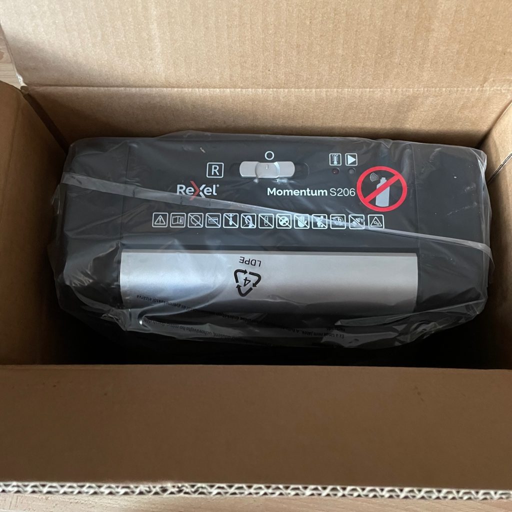 Rexel Momentum S206 Aktenvernichter Lieferung