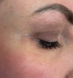 SA3 Magic Lashes Wimpernserum Verpackung Wimpern nach 4 Wochen