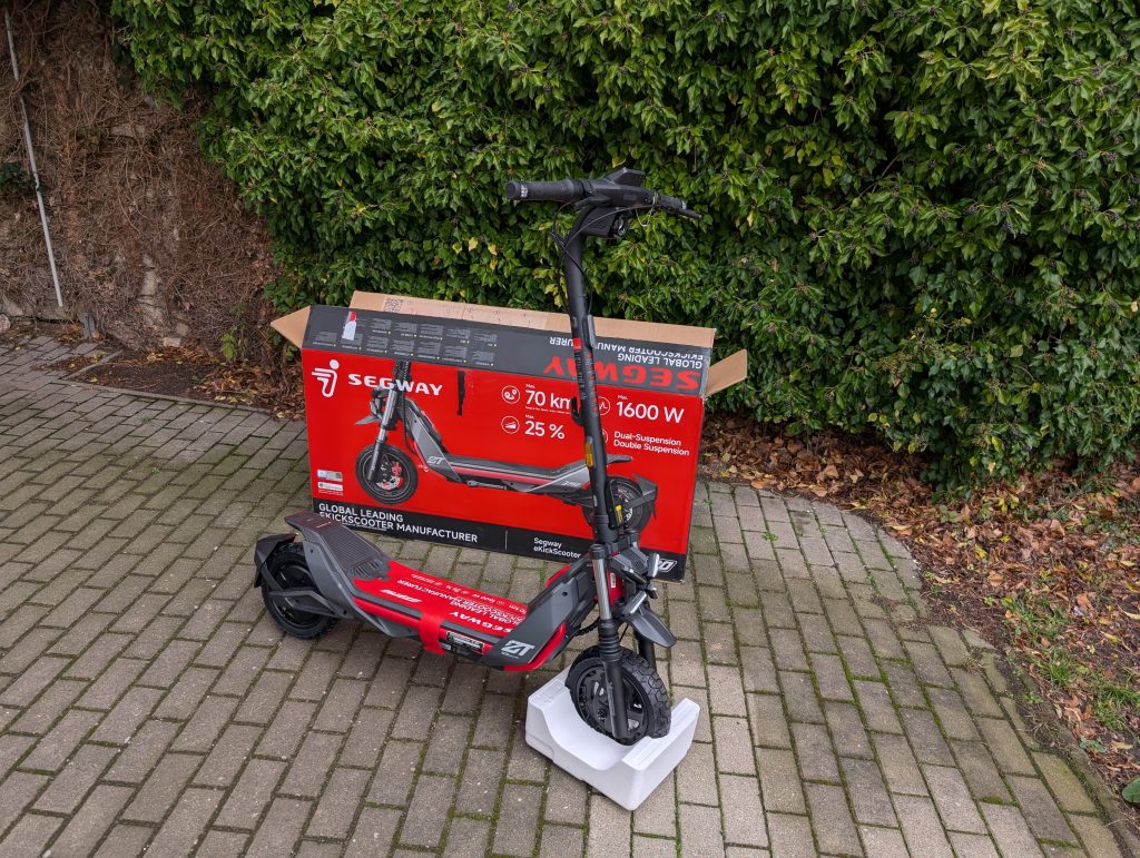 Segway Ninebot ZT3 Pro D E-Scooter ausgepackt
