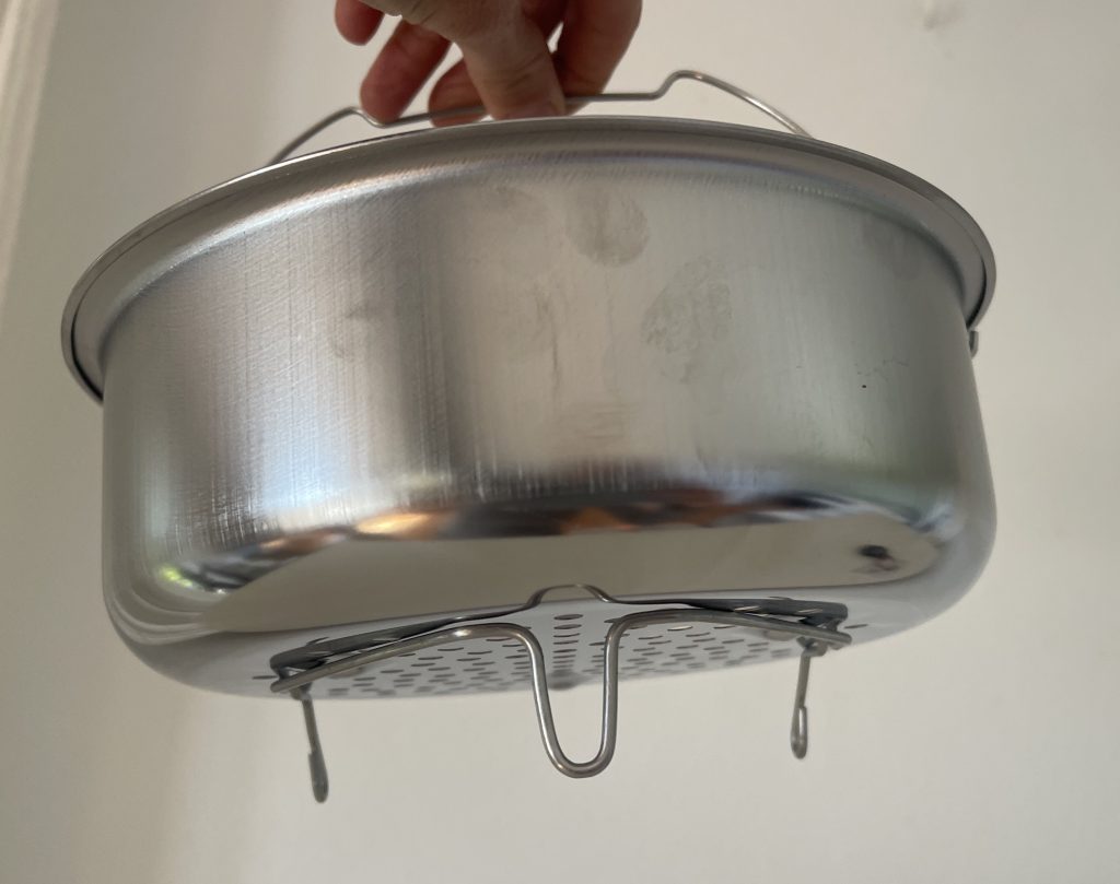 Tefal Clipso+ CHEF P45507 Schnellkochtopf Dampfeinsatz mit angebrachtem Ständer
