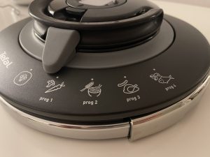 Tefal Clipso+ CHEF P45507 Schnellkochtopf Nahaufnahme Garprogramme am Deckel