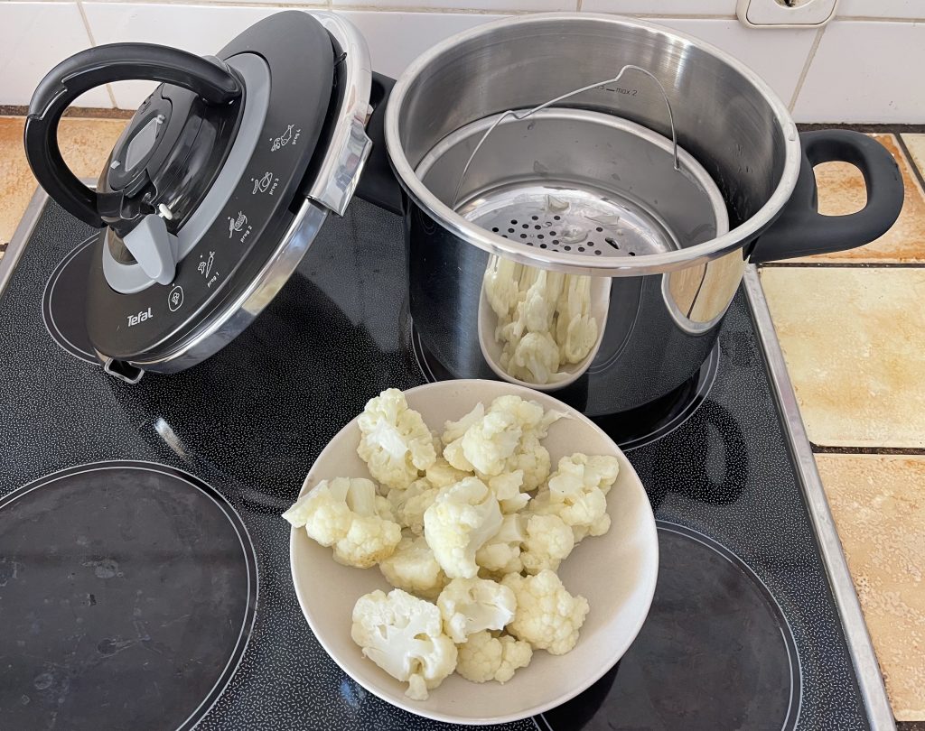 Tefal Clipso+ CHEF P45507 Schnellkochtopf fertig gegarter Blumenkohl