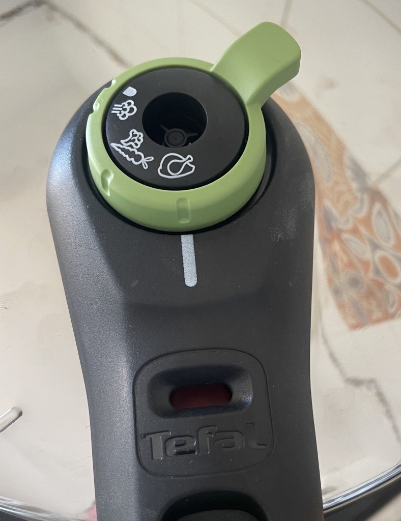 Tefal Secure Trendy ‎P25844 Schnellkochtopf Garregler in der Position für das Fleischprogramm