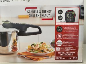 Tefal Secure Trendy ‎P25844 Schnellkochtopf Produktinformationen auf dem Karton