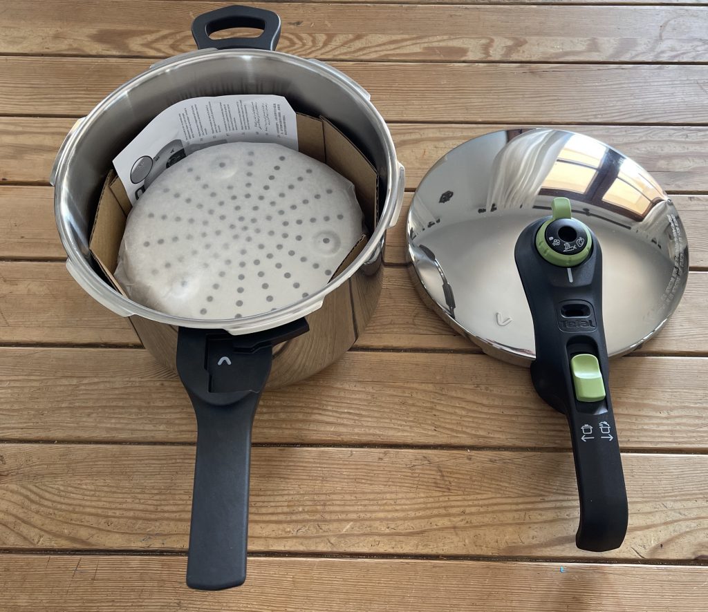 Tefal Secure Trendy ‎P25844 Schnellkochtopf geöffnet