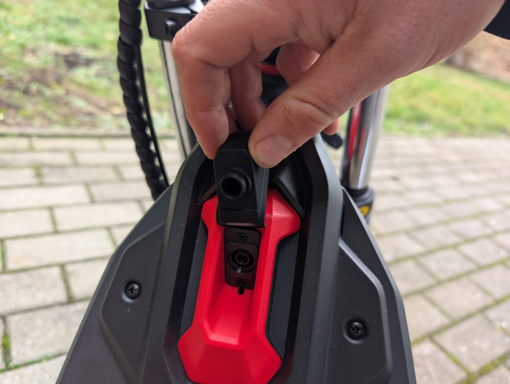 Verschluss des Segway Ninebot ZT3 Pro D E-Scooters