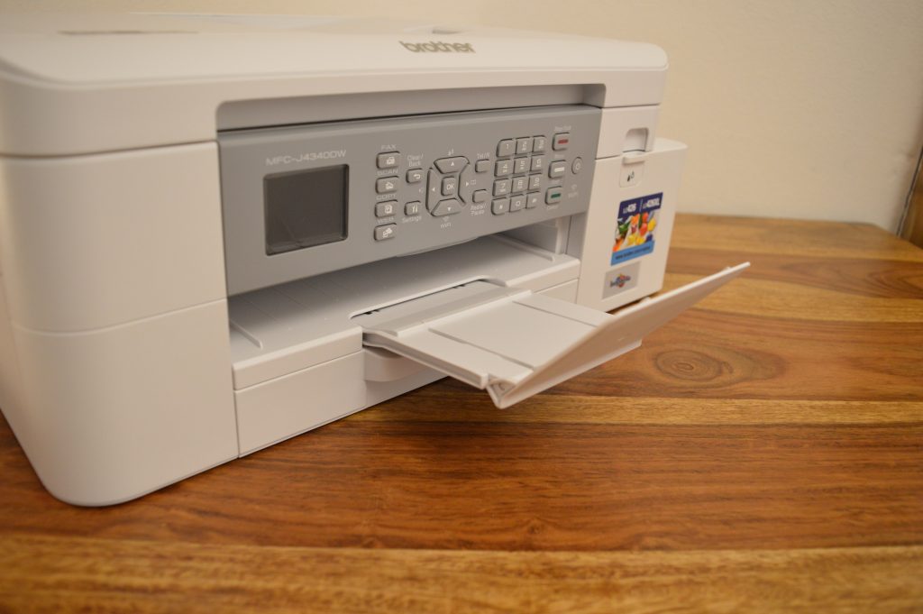 Brother MFC-J4340DW Drucker Papierausgabefach ausgeklappt