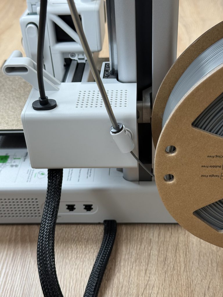 Bambu Lab A1 Mini 3D-Drucker Detail Filamenteinführung