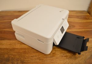 Epson Expression Home XP-4205 Drucker Anicht von Schräg Links