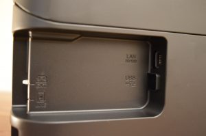 Epson WorkForce WF-2960DWF Drucker LAN und USB Anschluss Detailansicht