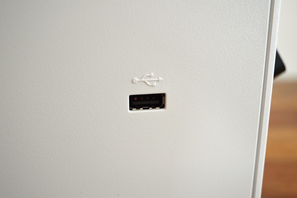 HP OfficeJet Pro 8132e Drucker USB-Eingang Detailansicht