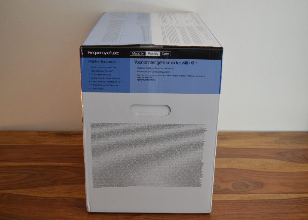 HP OfficeJet Pro 8132e Drucker Verpackung Seitenansicht Rechts