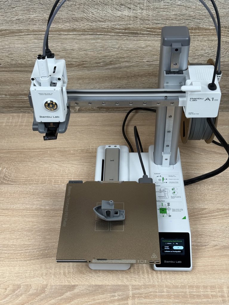 Bambu Lab A1 Mini 3D-Drucker fertiges Benchy 1