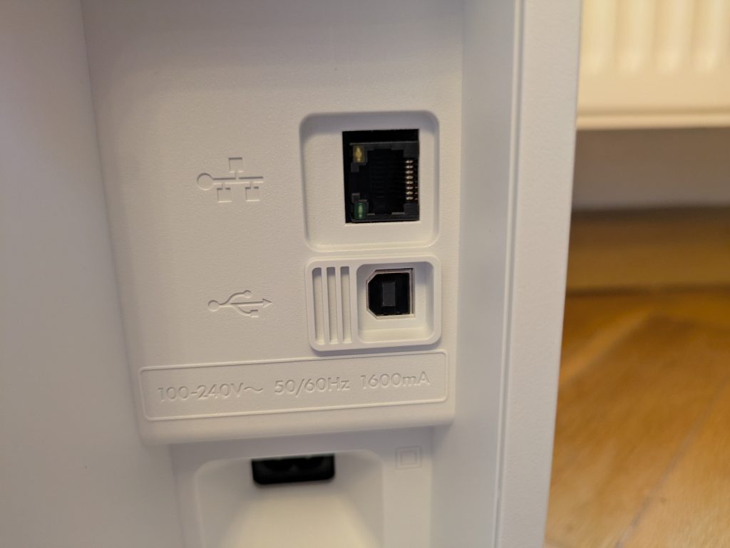Anschlüsse des HP OfficeJet Pro 9730e Multifunktionsdruckers