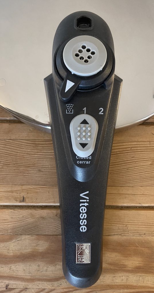 BRA Vitesse Schnellkochtopf Griff mit Bedienelementen von oben