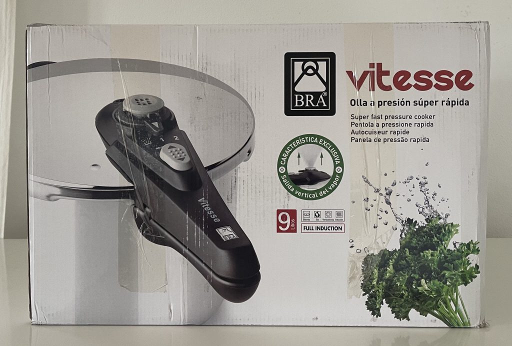 BRA Vitesse Schnellkochtopf im Karton von vorne