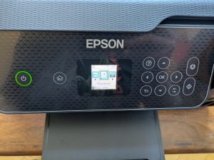 Bedienfeld des Epson EcoTank ET-2870 Multifunktionsdruckers