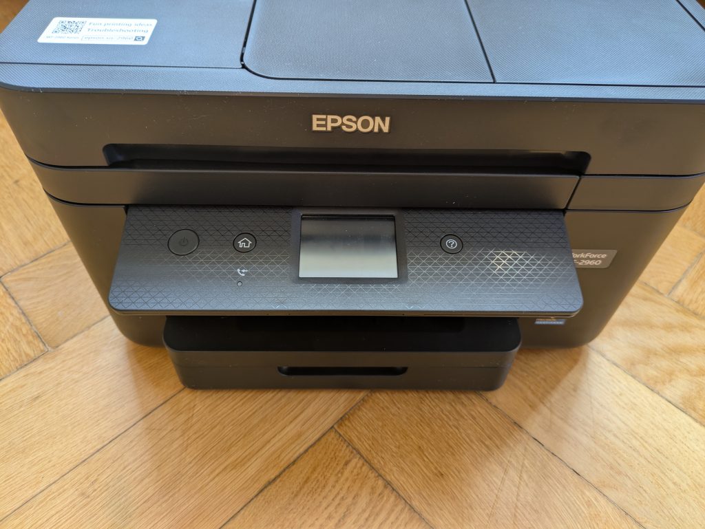 Bedienfeld des Epson WorkForce WF-2960DWF Multifunktionsdruckers