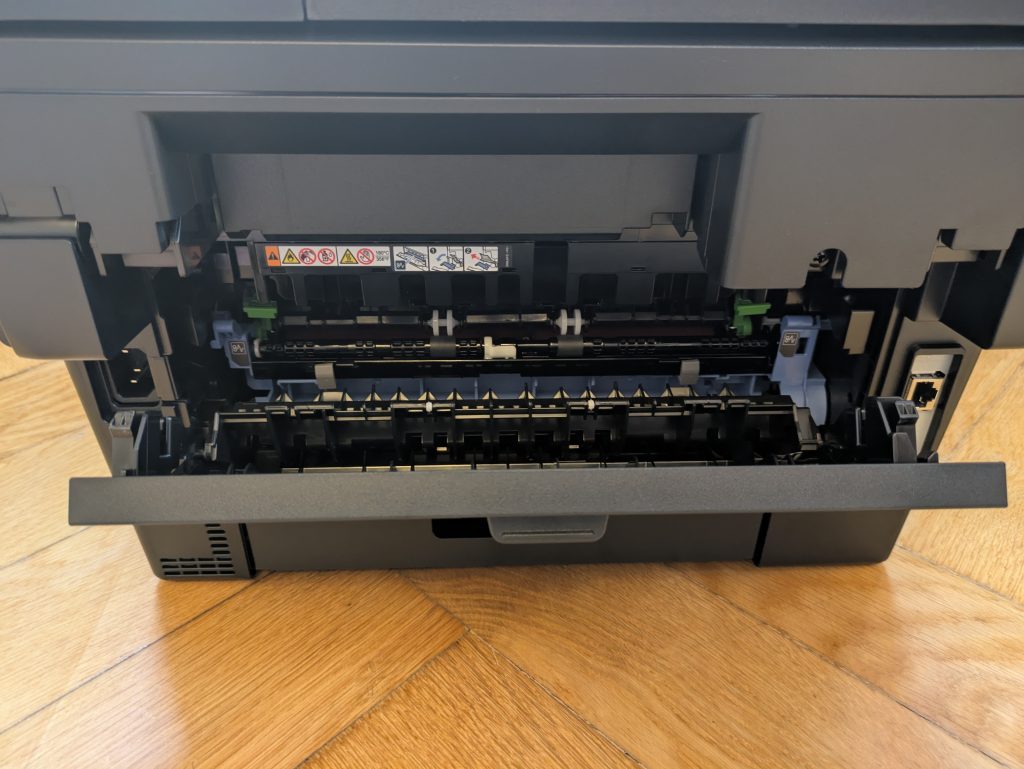 Brother DCP-L2550DN Multifunktionsdrucker von hinten ohne Verdeck