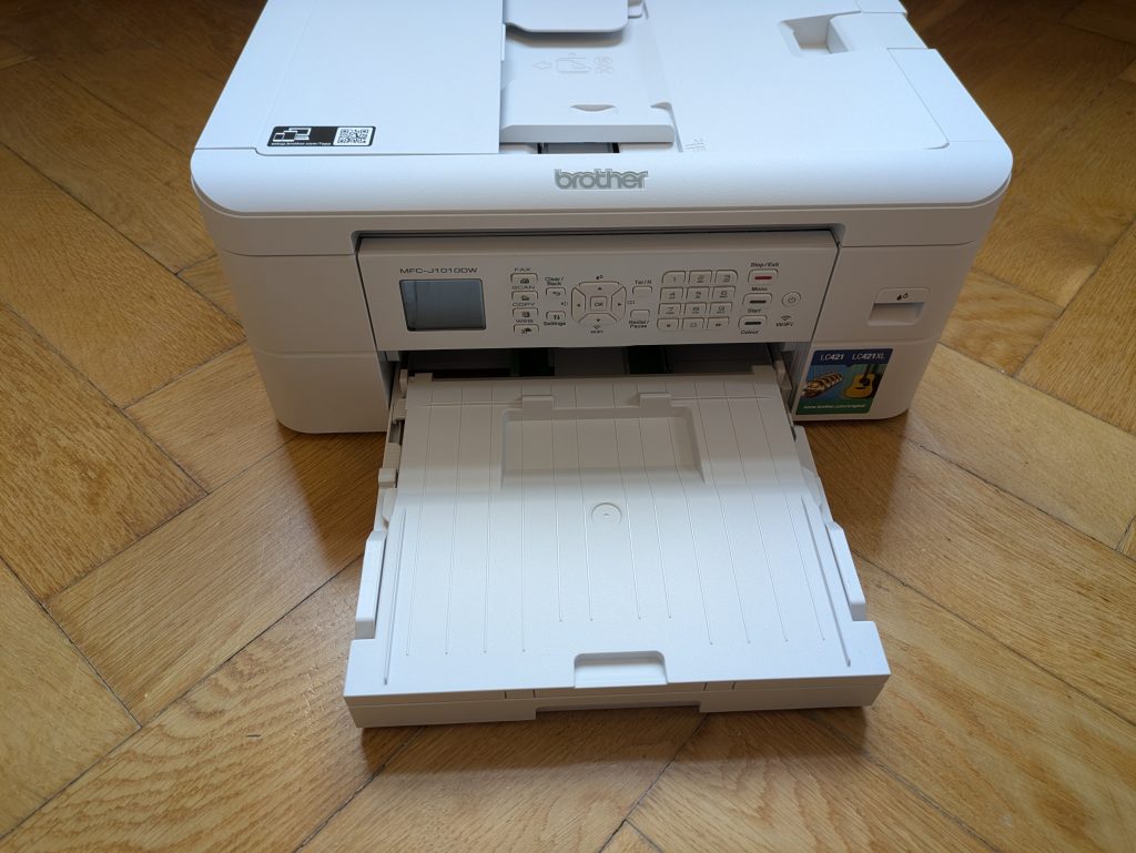 Brother MFC-J1010DW Multifunktionsdrucker mit geschlossenere Papierkassette