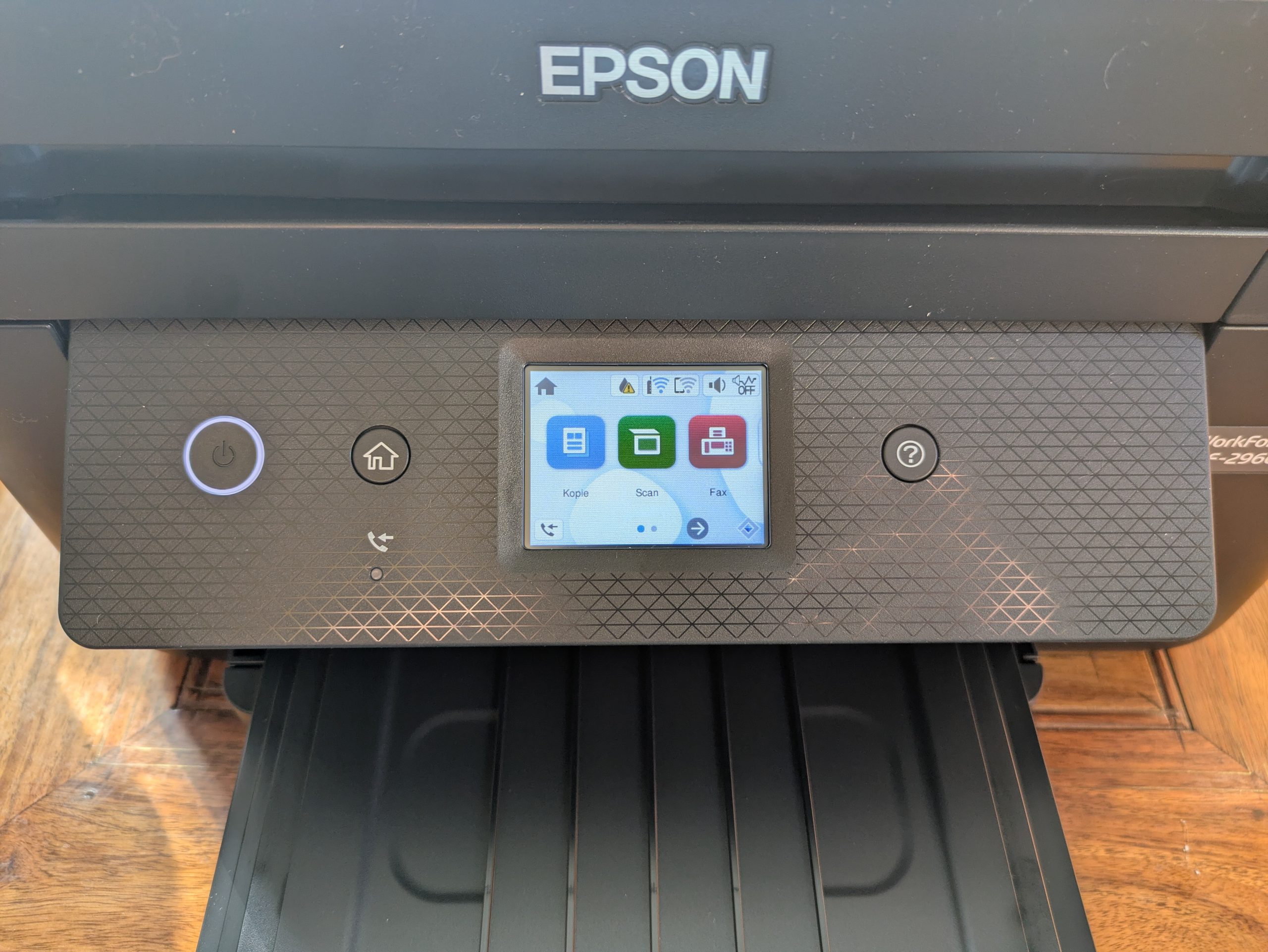 Display des Epson WorkForce WF-2960DWF Multifunktionsdruckers