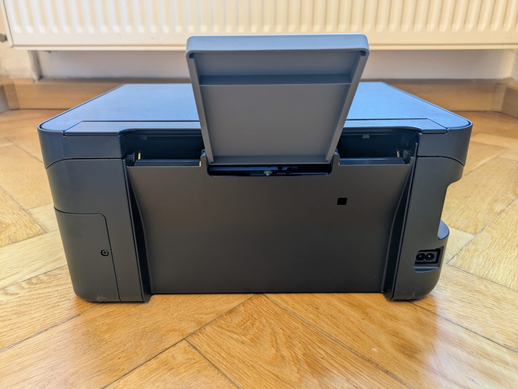 Epson EcoTank ET-2870 Multifunktionsdrucker von hinten mit Einzug