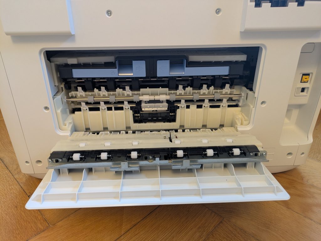 HP OfficeJet Pro 9730e Multifunktionsdrucker von hinten geöffnet