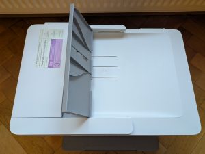 HP OfficeJet Pro 9730e Multifunktionsdrucker von oben angeklappt
