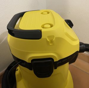 Kärcher WD 3 V-17/4/20 Nass-Trockensauger Tragegriff heruntergeklappt