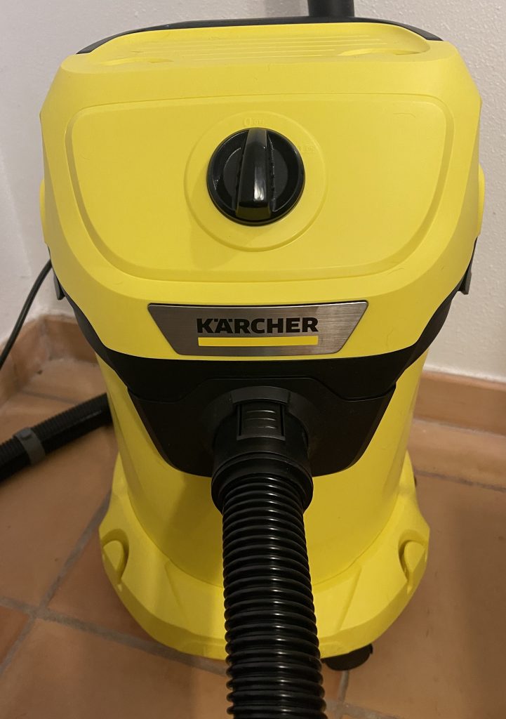 Kärcher WD 3 V-17/4/20 Nass-Trockensauger von vorne