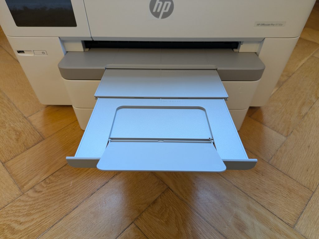 Papierablage des HP OfficeJet Pro 9730e Multifunktionsdruckers