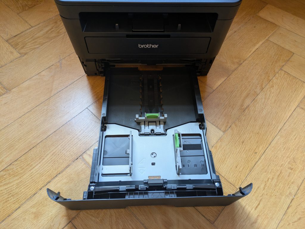Papierkassette des Brother DCP-L2550DN Multifunktionsdruckers