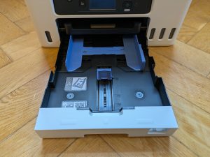 Papierkassette des Canon Maxify GX4050 Multifunktionsdruckers geöffnet