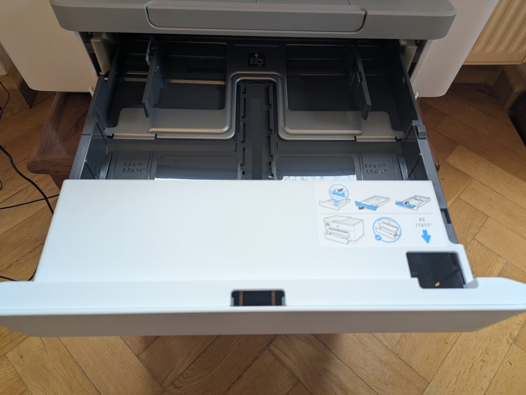 Papierkassette des HP OfficeJet Pro 9730e Multifunktionsdruckers
