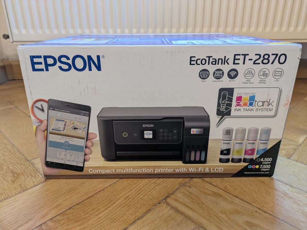 Verpackung des Epson EcoTank ET-2870 Multifunktionsdruckers von Rechts