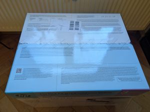 Verpackung des HP OfficeJet Pro 9730e Multifunktionsdruckers von oben
