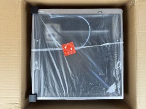 Qidi Plus4 3D-Drucker in der Verpackung 2