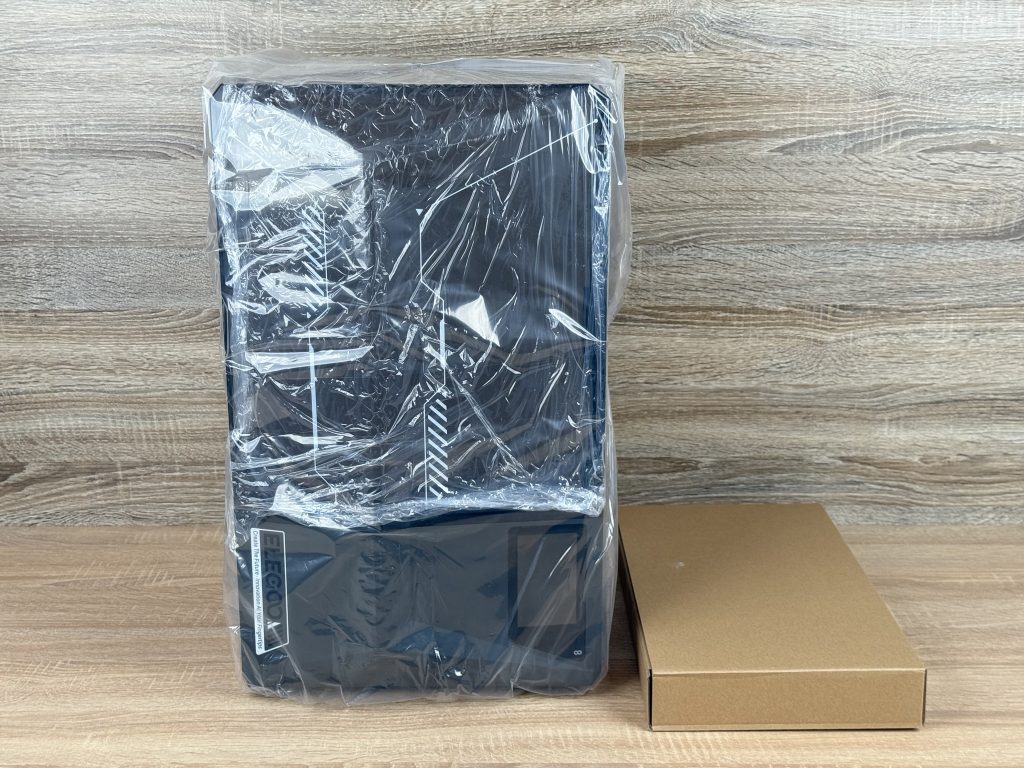 Elegoo Saturn 4 Ultra 3D-Drucker ausgepackt